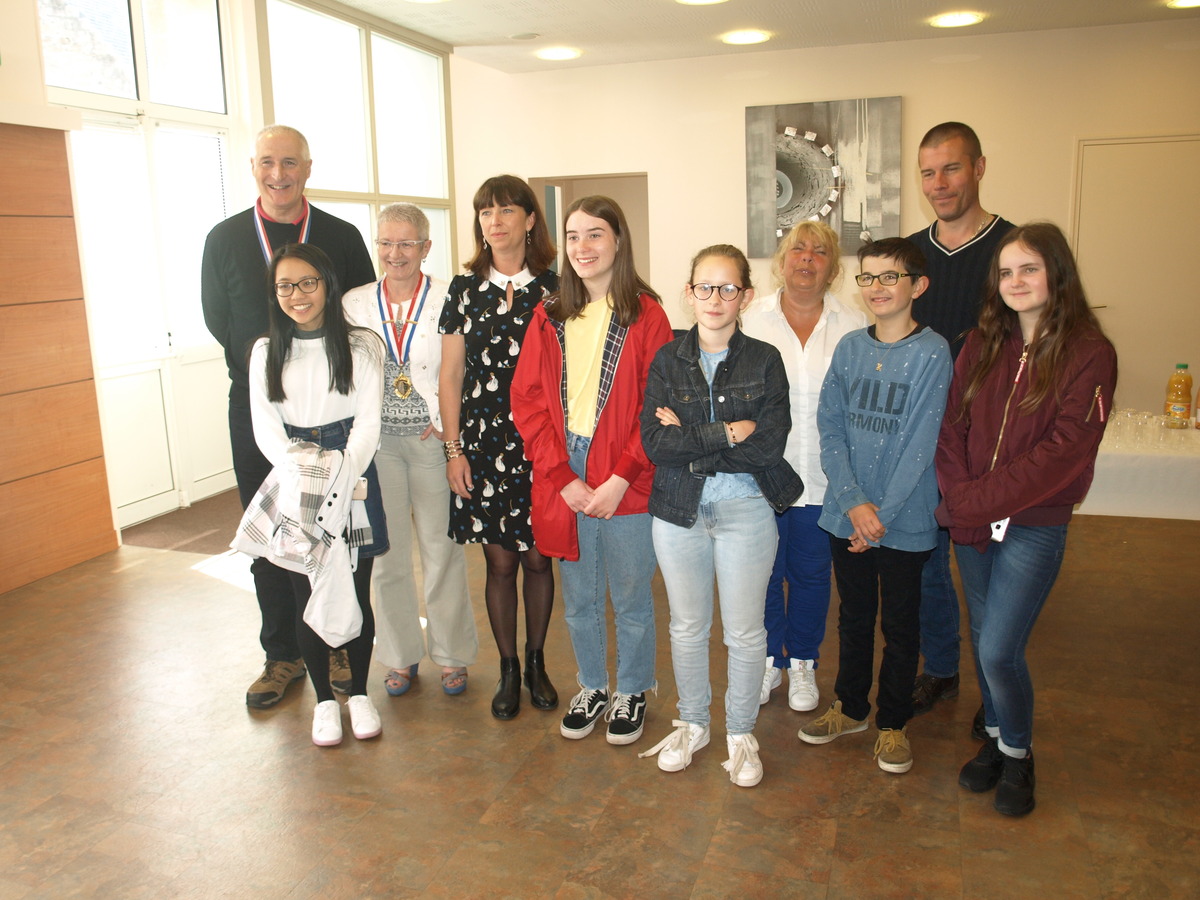 Joint Team photo at the Mayoral Reception
